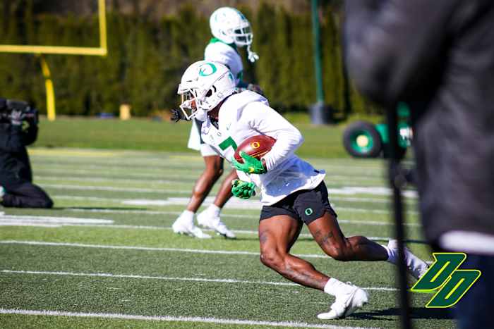 seven-mcgee-spring-practice-w-logo